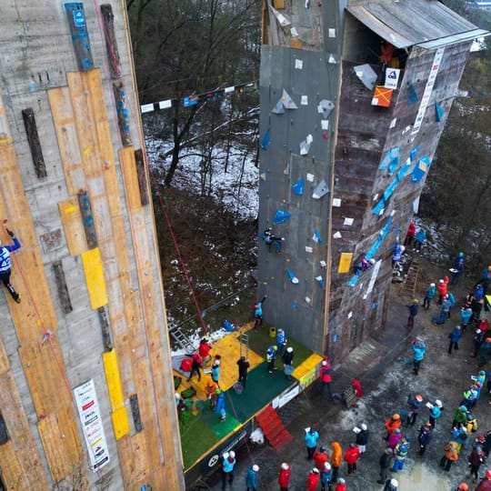 Team USA? / A 1st for World Youth Championships / Drytooling Series / Rab Giveaway